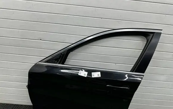 BMW 5 G30 G31 G38 Front door 7408961