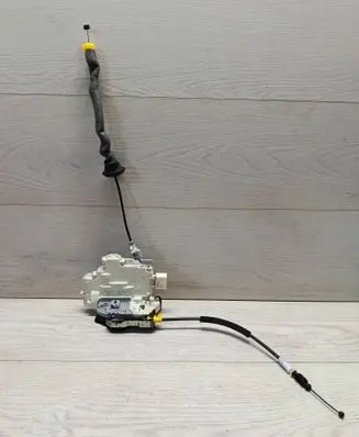 Audi A6 S6 C7 4G Rear door lock 4G0839016