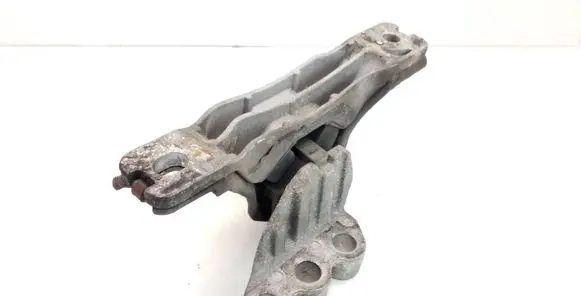Opel Antara Engine mount bracket X04908