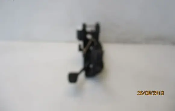 Renault Twingo III Pedal assembly 8200672371C