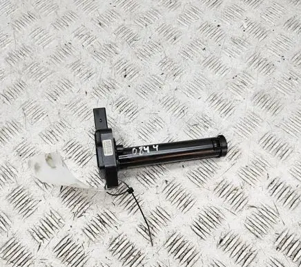 BMW 6 F12 F13 Oil level dip stick 7607909