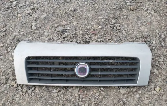 Fiat Ducato Front bumper upper radiator grill 1308067070 A026 ST4584