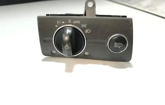 Mercedes-Benz E W211 Light switch 2115450104 04056000 7241Q04