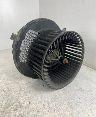 Volkswagen Tiguan Heater fan/blower 3C1820015T 3C0907521F CZ0160600869