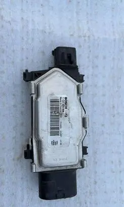 Mercedes-Benz B W246 W242 Fan control module 1137328656