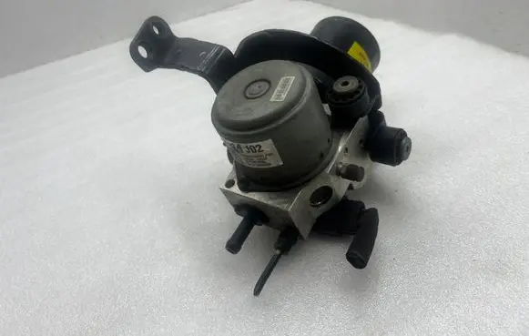Hyundai Ioniq ABS Pump 58600G2500
