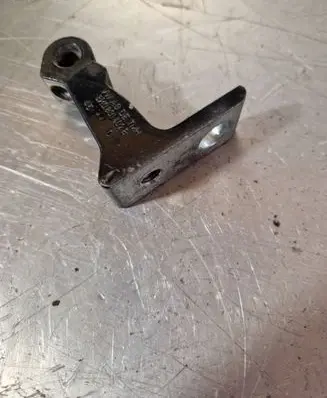 Audi A4 S4 B8 8K Rear door lower hinge 8K0831402B