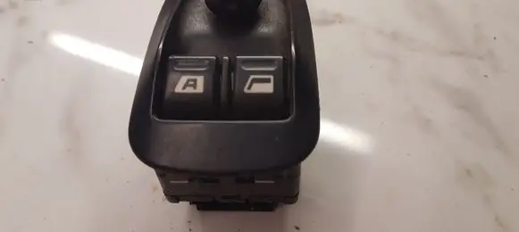 Peugeot 206 Wing mirror switch