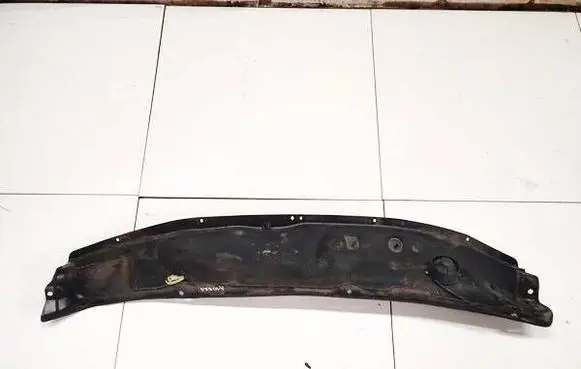 Nissan Note (E11) Wiper trim