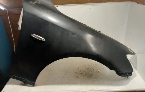 Lexus IS 220D-250-350 Fender