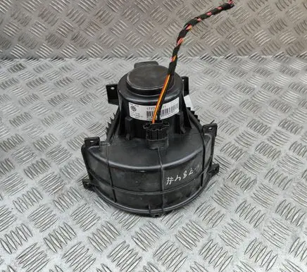 Volkswagen Amarok Heater fan/blower 2H2820005AA 17774CA11