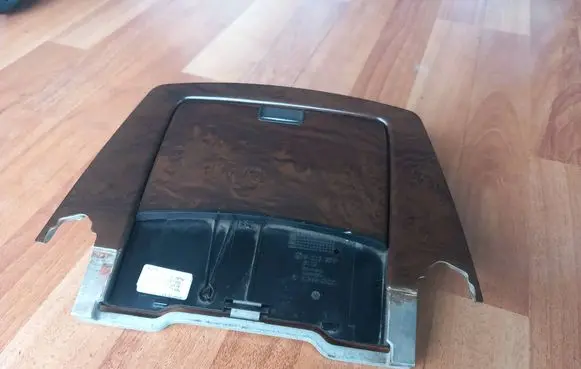 BMW 7 E65 E66 Ashtray (front) 7040383 51167040383