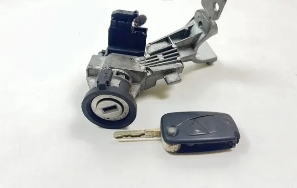 Fiat Punto (188) Ignition lock 00519272790 61039104