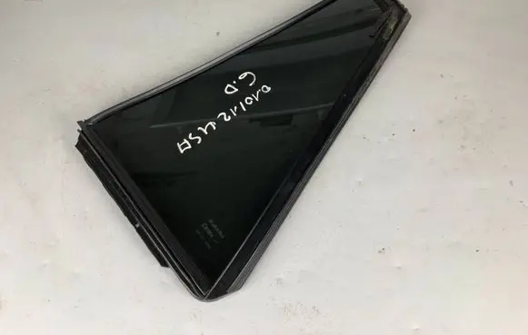 Subaru Outback Rear vent window glass 