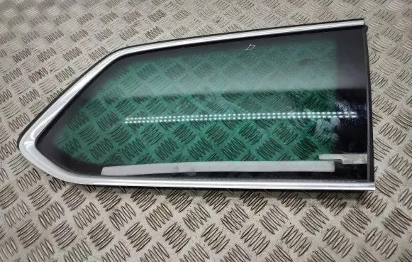 Volkswagen PASSAT B8 Rear side window 43R004343 3G9845297