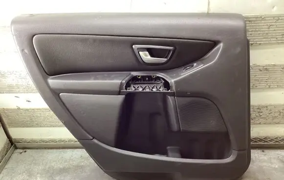 Volvo XC90 Front door card panel trim 8685288