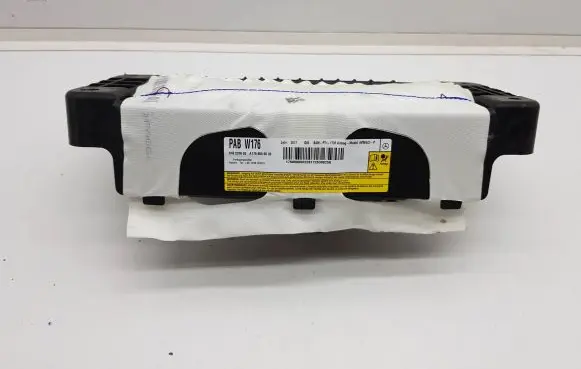 Mercedes-Benz GLA W156 Passenger airbag A1768600002 618237602 48713810700