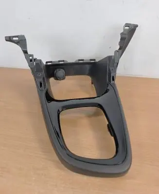 Toyota Yaris Cross Other center console (tunnel) element 588330D280