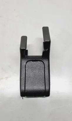 Hyundai Tucson TL Front driver seat rail trim X88183D7020 88282D7000TRY