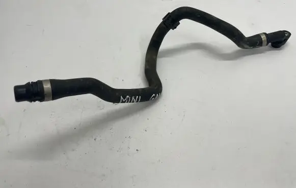 Mini Cooper Countryman F60 Engine coolant pipe/hose 7645484
