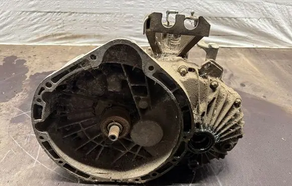 Mercedes-Benz A W168 Manual 5 speed gearbox R1683610402