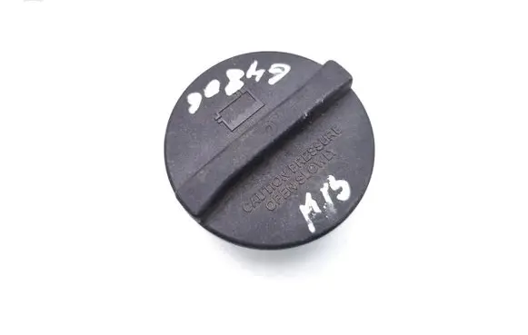 Mercedes-Benz Vito Viano W639 Coolant expansion tank/reservoir cap A9065010015
