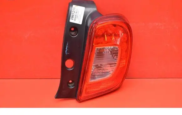 Nissan Micra Rear/tail lights 220-17945