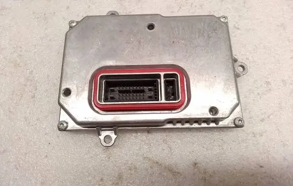 Audi TT TTS Mk2 Headlight ballast module Xenon 8E0941329A B316000169
