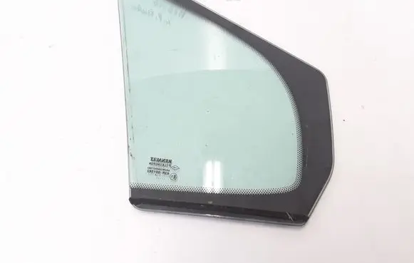 Renault Modus Front door vent window glass four-door 8200209950