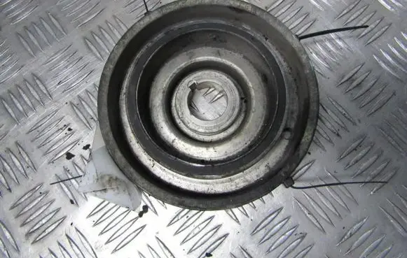 Peugeot 407 Crankshaft pulley