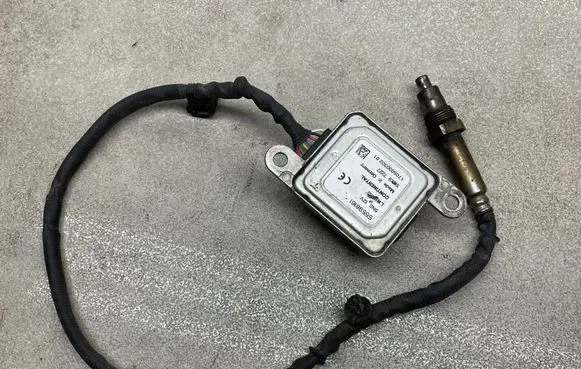 Opel Zafira C Lambda probe sensor 55598161