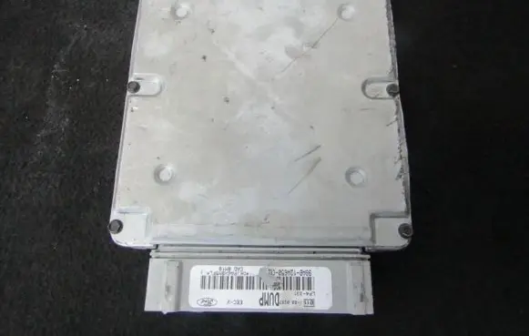 Ford Focus Engine control unit/module 98ab12a650ceg 98ab-12a650-ceg