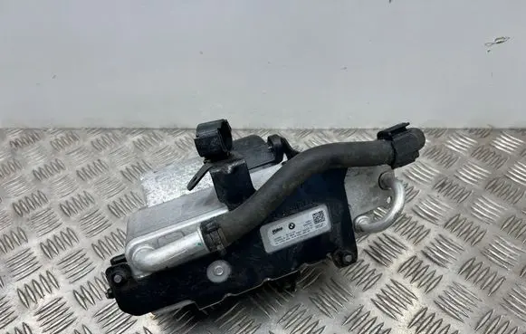 BMW X5 G05 Air conditioning (A/C) air dryer 6847990