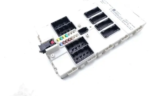 BMW 1 F20 F21 Central body control module 9324784 6135932478401