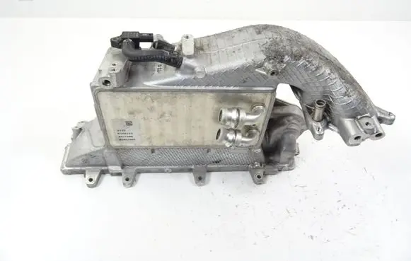 Volkswagen Golf VIII Intake manifold 