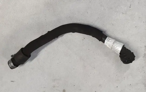 Audi A7 S7 4K8 Engine coolant pipe/hose 4G0122293E