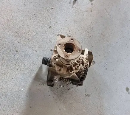 Nissan X-Trail T30 Front differential 