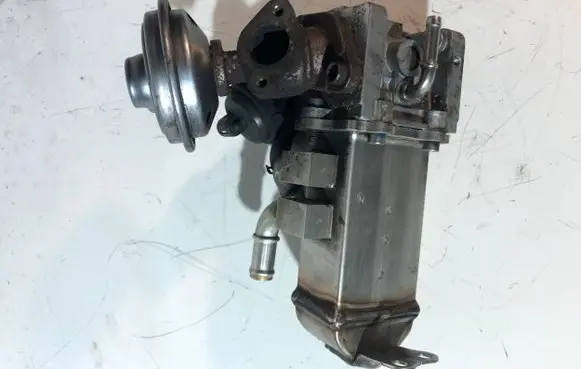 Audi A6 S6 C6 4F EGR valve cooler 109831