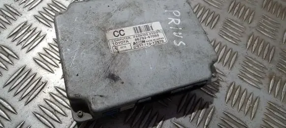 Toyota Prius (XW20) Parking PDC control unit/module 8679247050 86792-4705012570