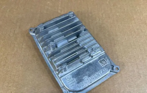 Mercedes-Benz GLS X167 LED ballast control module A2479004004