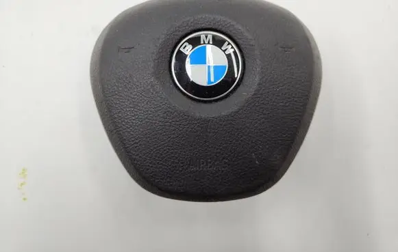 BMW X5 E70 Engine mount vacuum valve 