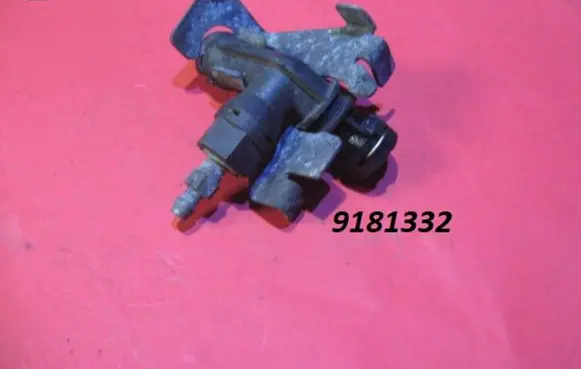 Volvo S80 Clutch pipe/line 9181332