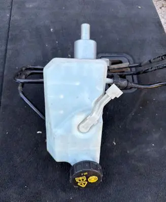 Ford Focus Master brake cylinder 03350891031