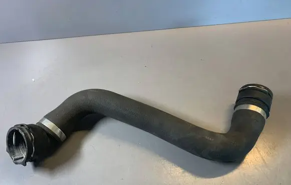 BMW 5 E60 E61 Engine coolant pipe/hose 7799748 17127799748