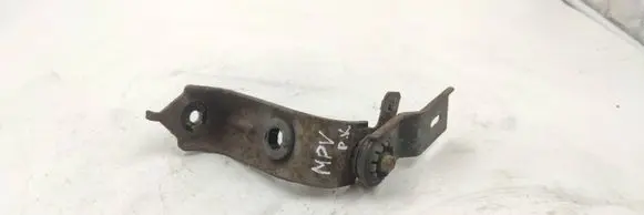 Mazda MPV II LW Radiator mount bracket 014