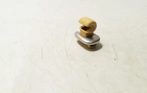 Sun visor clip/hook/bracket