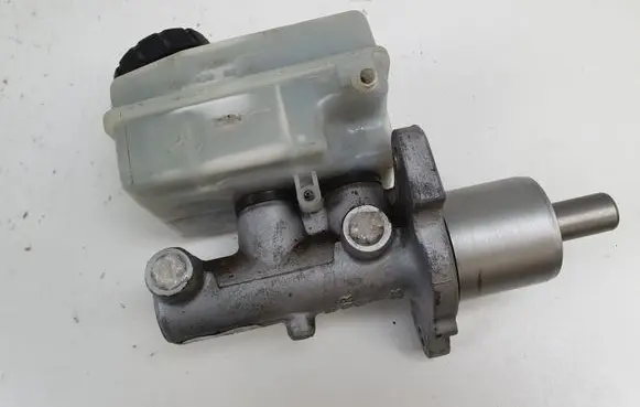 Mercedes-Benz B W245 Master brake cylinder A1694300202