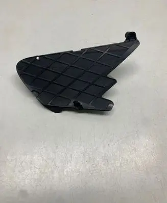 Nissan Note (E12) Front tow hook cap/cover 623103VU0A
