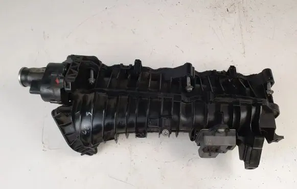 BMW 5 F10 F11 Intake manifold 7810856 8506410 7807991
