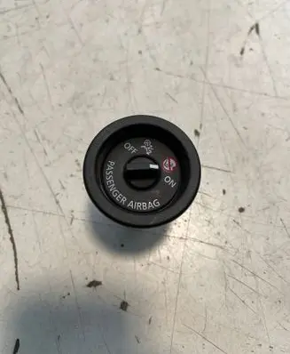 Dacia Spring Passenger airbag on/off switch 3587010100 T21057